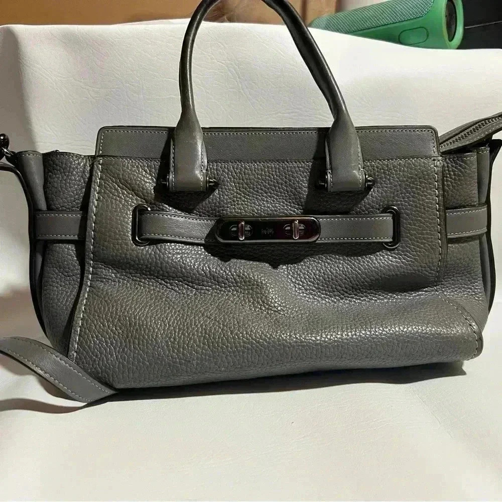Coach Swagger 27 Purse